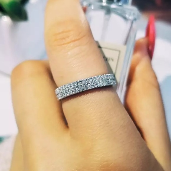 Sterling silver eternity band ring - Picture 2 of 6